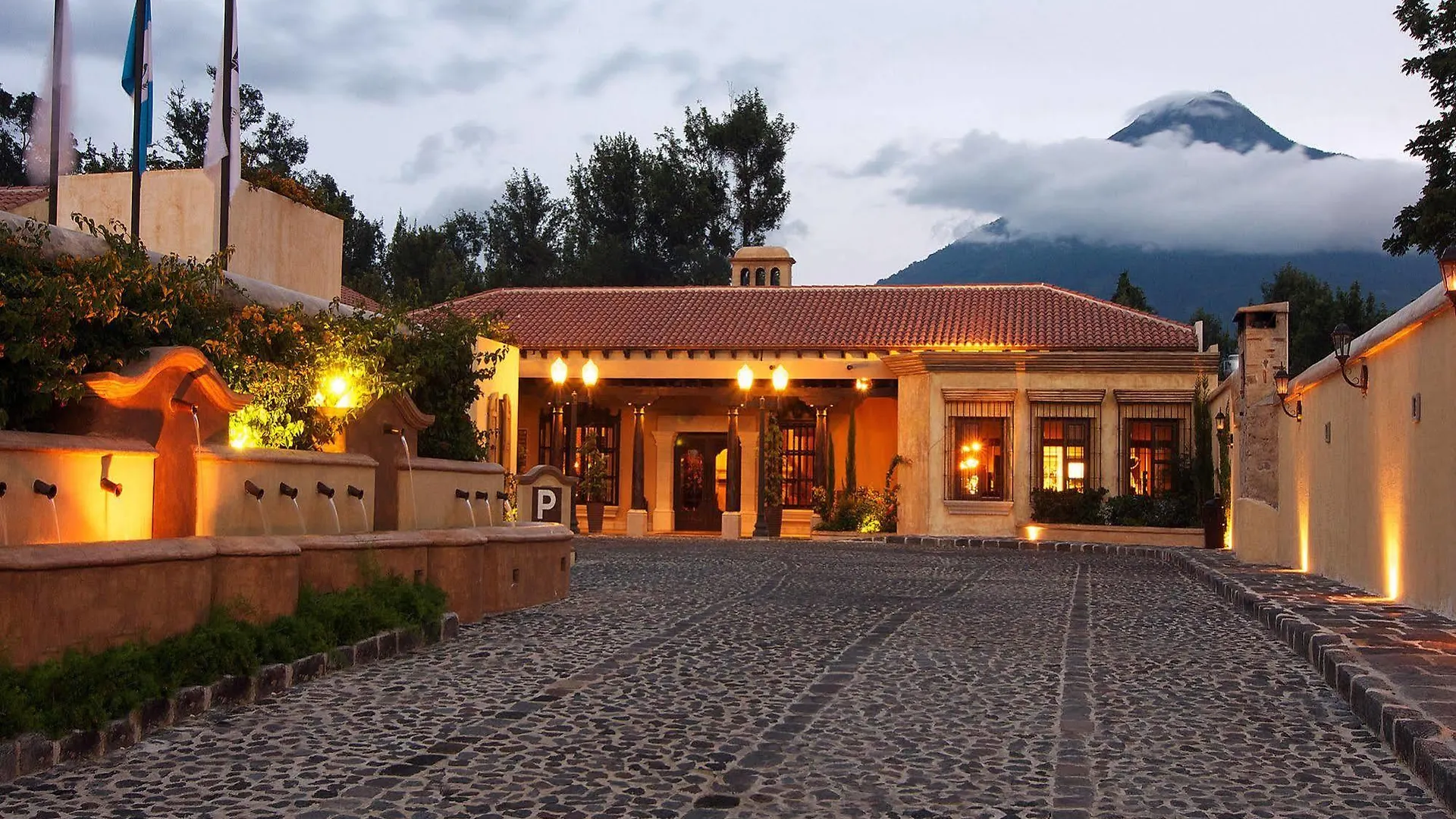 Camino Real Antigua Hotel